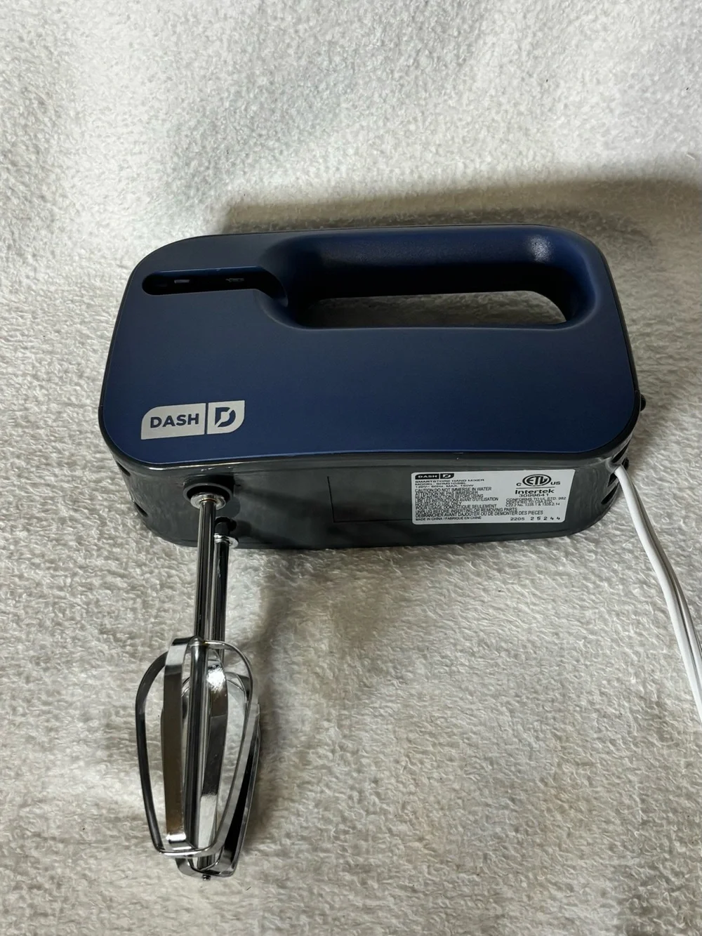 Ash Hand Mixer in Navy Blue and Black